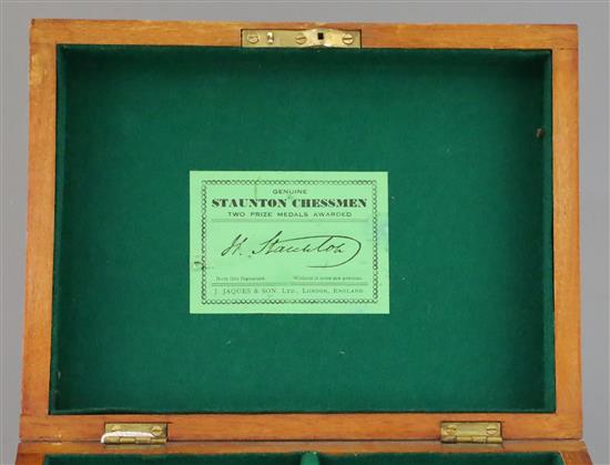 A Jaques & Son Ltd Staunton chess set, kings 4.5in., in original baize lined box